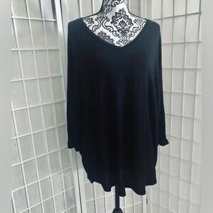 Black V Neck Cuffed Sleeve Top